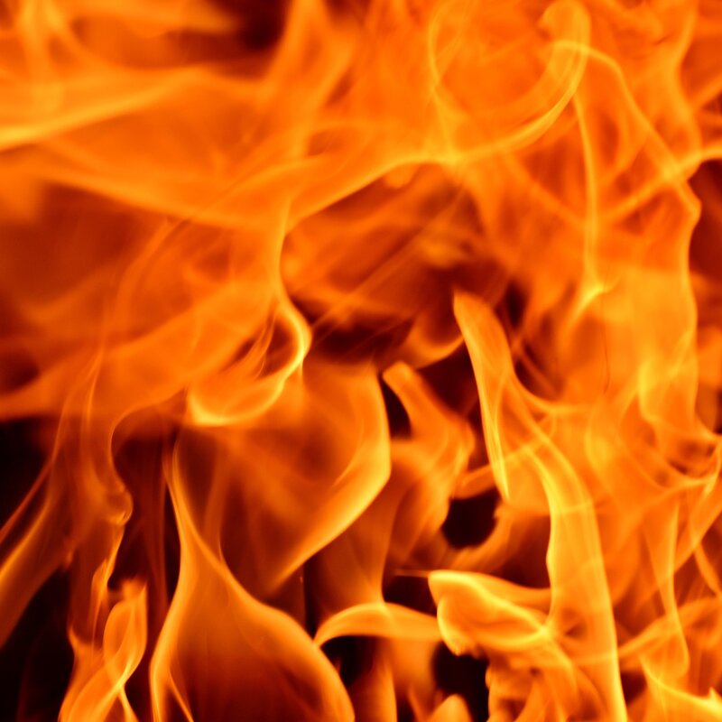 https://pixabay.com/de/photos/feuer-flamme-brennen-brand-glühen-3403874/ | © ralph